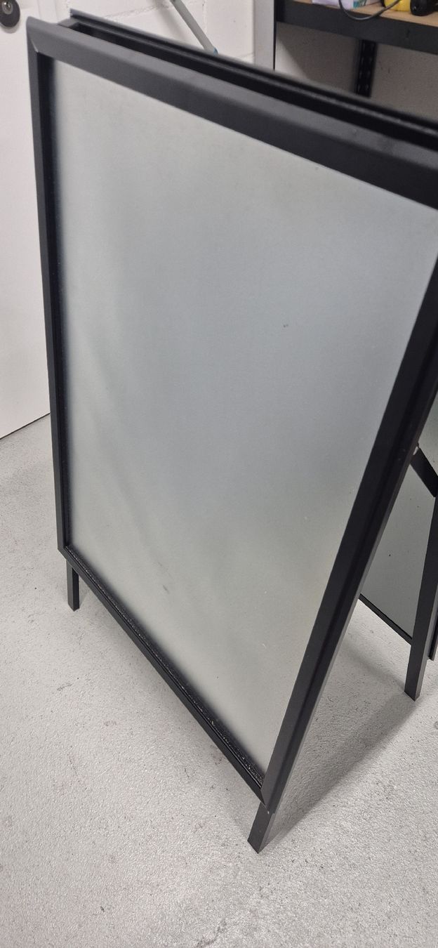 Ladenausstattungen & Messebau: Kundenstopper A1 Klappbar – Gebraucht aus Beringen von Zsuzsi94 1