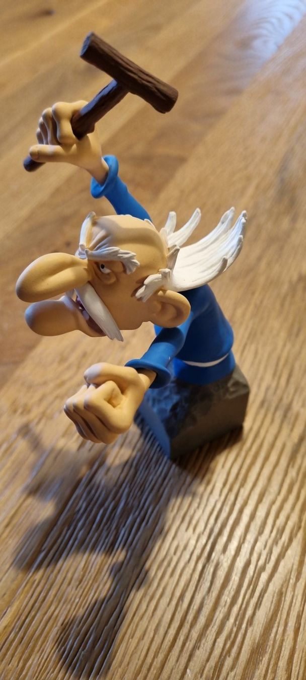 Fumetti: ASTERIX / AGECANONIX ATTAKUS collection Nr 142/2000 – Nuovo e nell'imballaggio originale da Forel / Lavaux venduto da valerian63 3