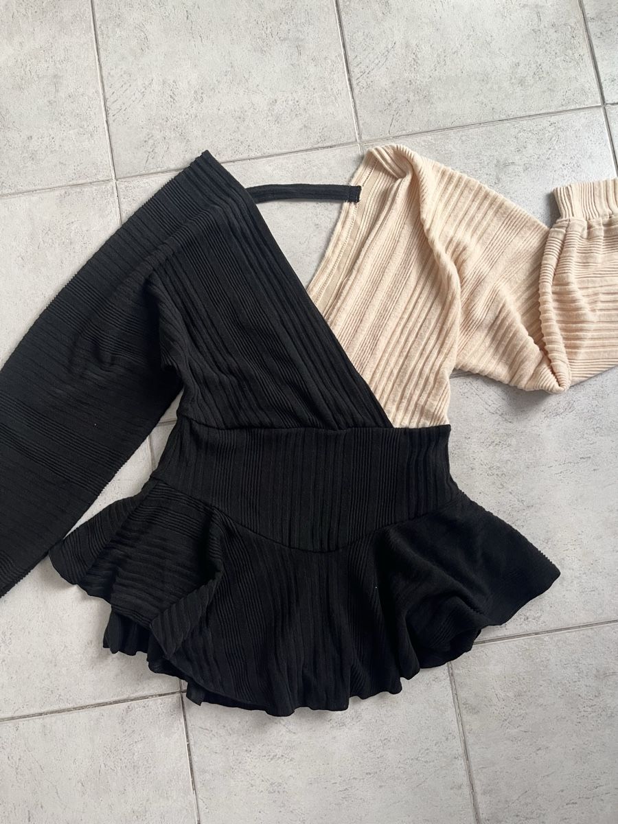 Robes: Jumpsuit – Neuf avec emballage d'origine à Luzern par ygl_8hn7