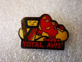 Ansteckpin 2: Total Avis