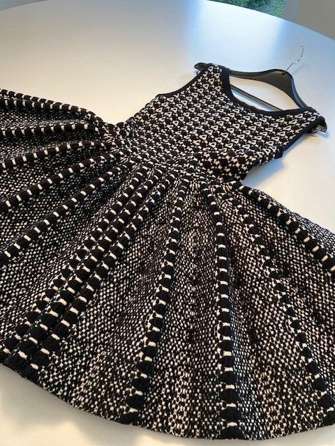 Alaia Vestiti: Alaia Kleid – Nuovo (secondo la descrizione) da Ettenhausen TG venduto da Babi69