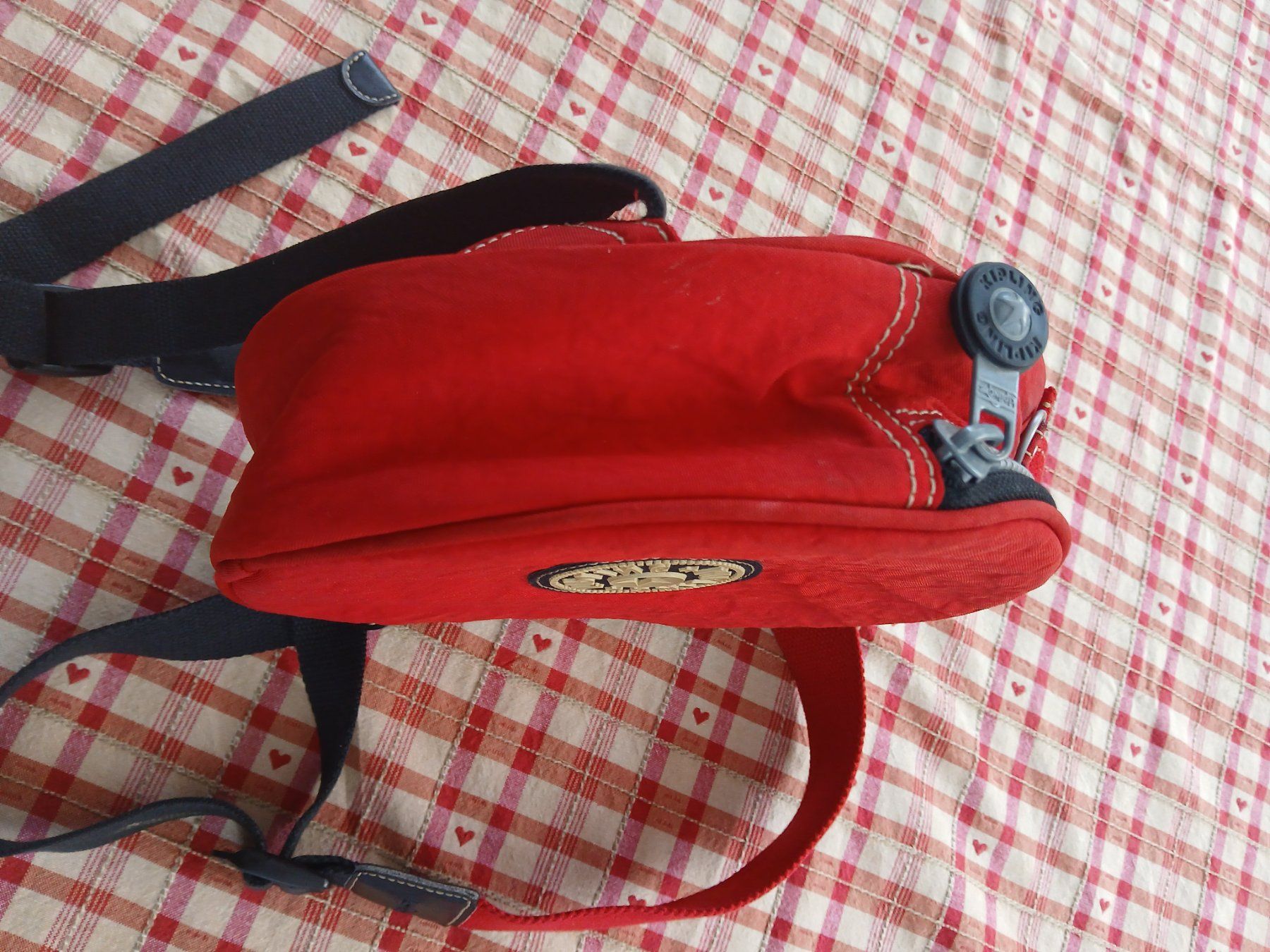 Kipling Zaini: Sac à dos rond rouge Kipling – Usato da Fregiécourt venduto da Triton_bleu 1