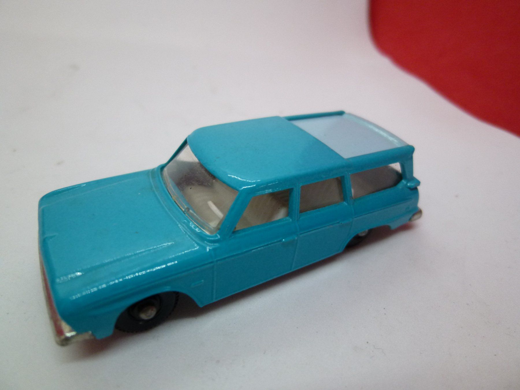 Matchbox Modellautos: Matchbox - Studebaker Lark - Kult-Modell -kompl. -Wagonnaire – Gebraucht aus Reiden von mondial2