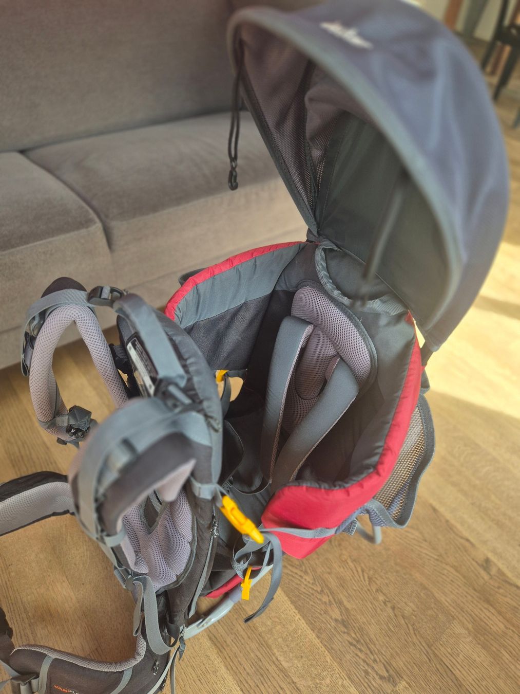 Deuter Kindertaschen: Tragerucksack von Deuter – Gebraucht aus winterthur von zahnluecke11 2