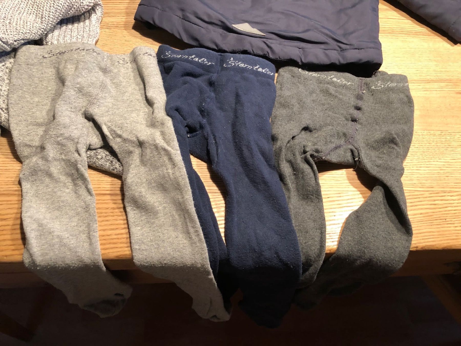 Lotti & Set di vestiti: 8-teiliges Knaben Paket Gr. 92 – Usato da Röschenz venduto da Tashroal 4
