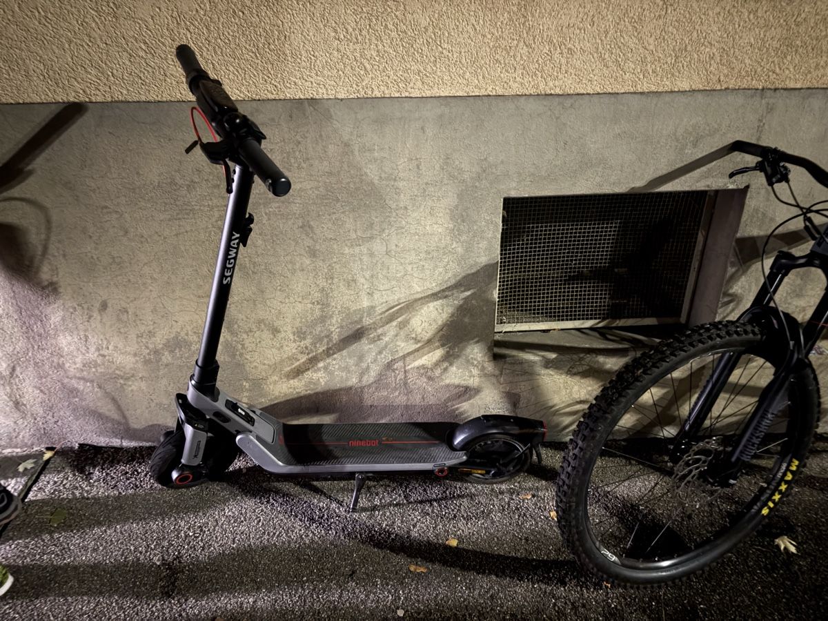 Scooters: E Scooter – Gebraucht aus Burgdorf von mil_bgk2 1