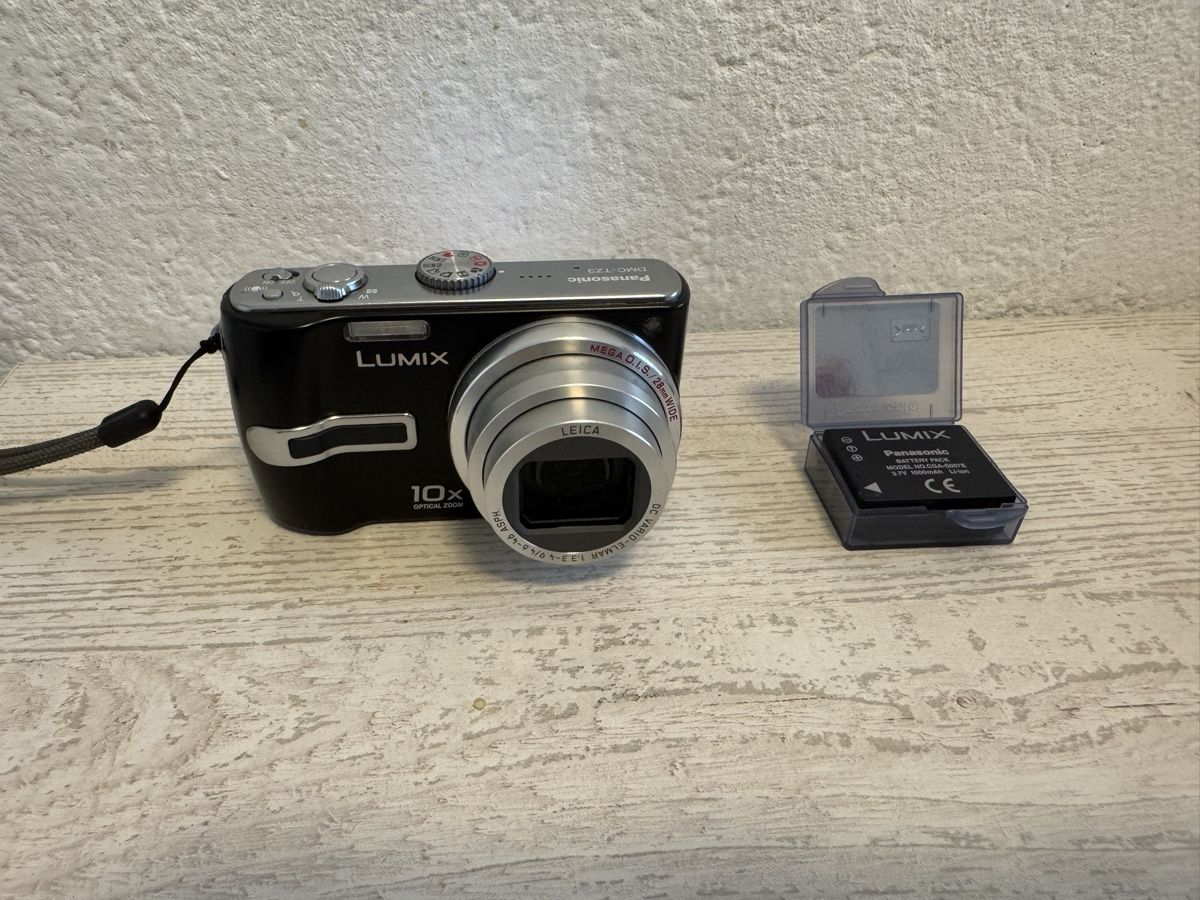 Panasonic Fotocamera: Panasonic lumix dmc-tz3 Digitalkamera – Usato da Zunzgen venduto da milesdavis76