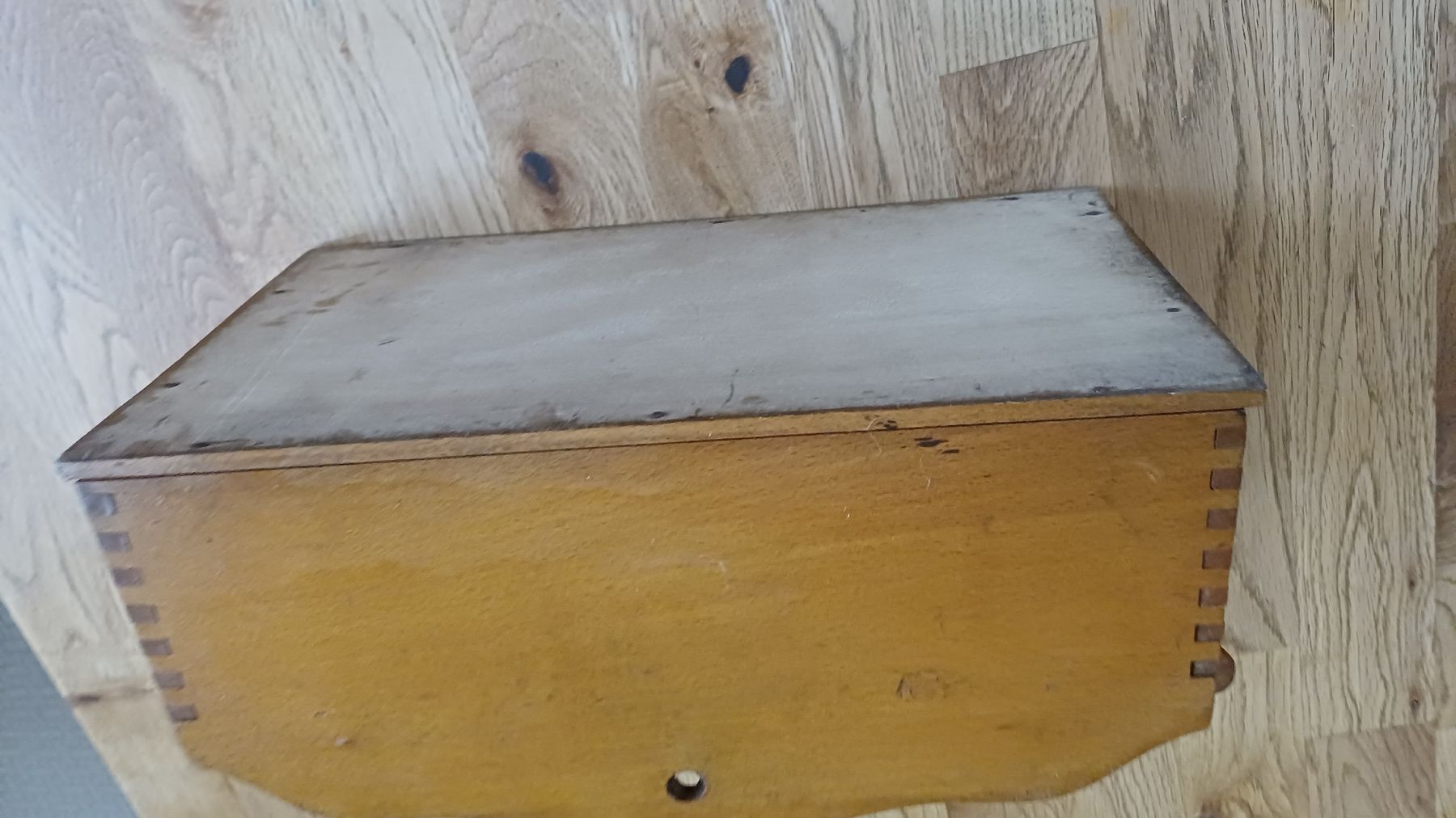 Articoli in legno: Alte Schuhputz Kiste – Usato da Flawil venduto da Naphtali 6