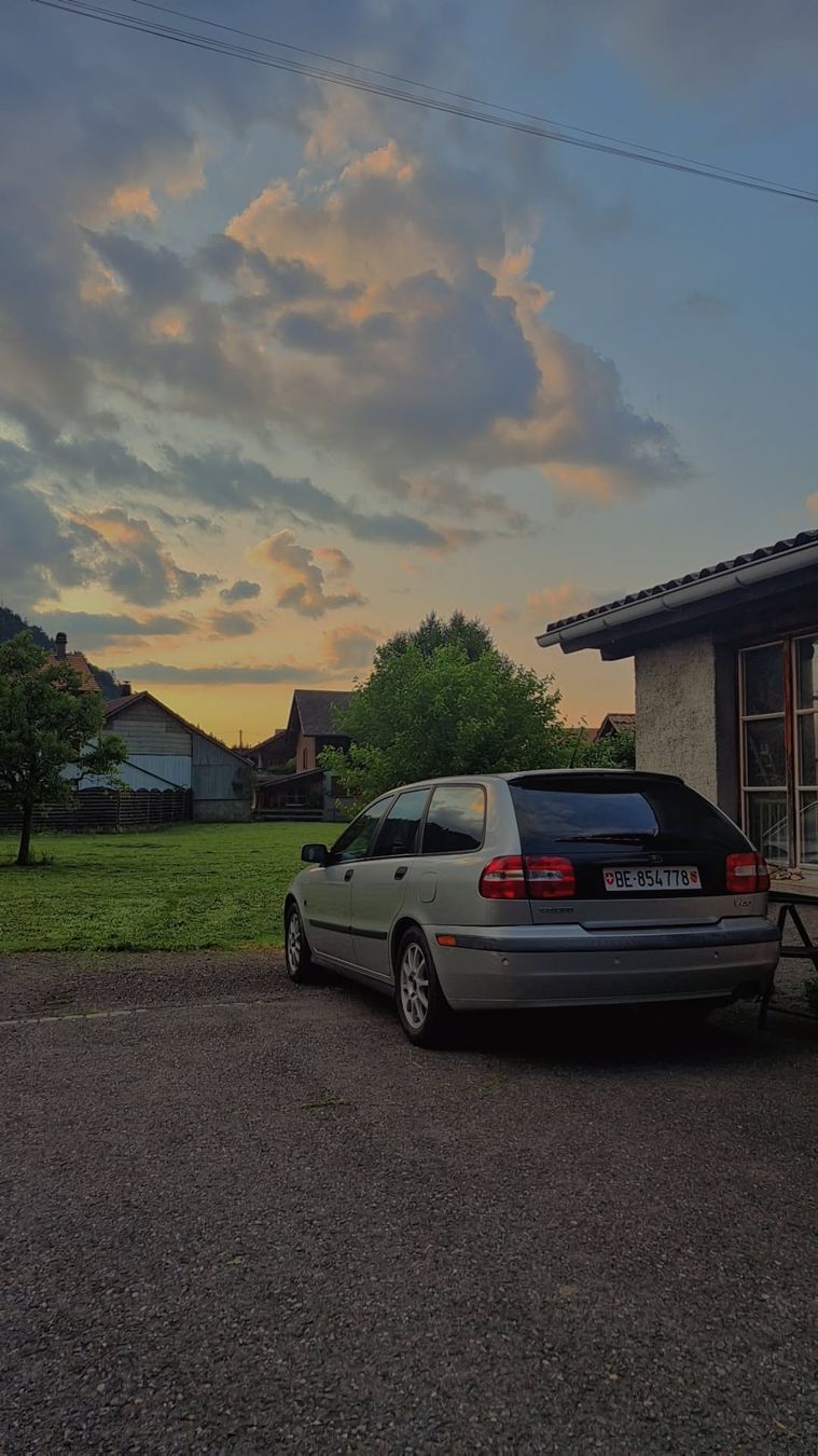 Volvo Automobili: Volvo V40 2.0 T – Usato da Wimmis venduto da gab_88qy 1