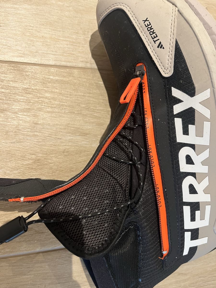 Adidas Scarpe da uomo: Adidas Terrex Gr. 42 Wasserdicht – Usato da Schwanden GL venduto da sar_fs2t 2
