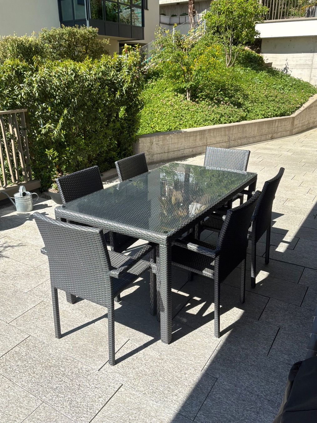 Set di tavolo e panche: Rattan Gartenmöbel – Usato da Unterengstringen venduto da ODR 1