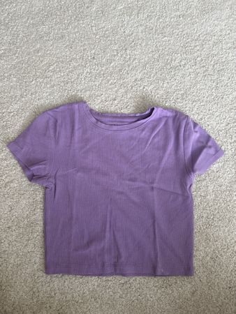 Lila Croptop