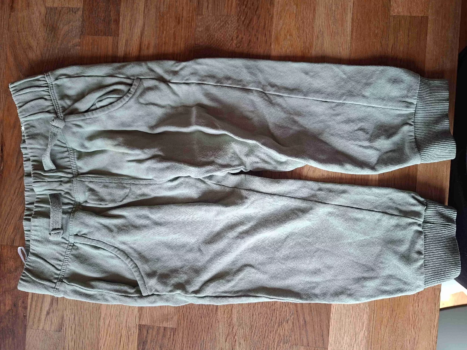 Pantaloni: Kinderhose hellgrün  – Usato da Oeschenbach venduto da wid_7yqd
