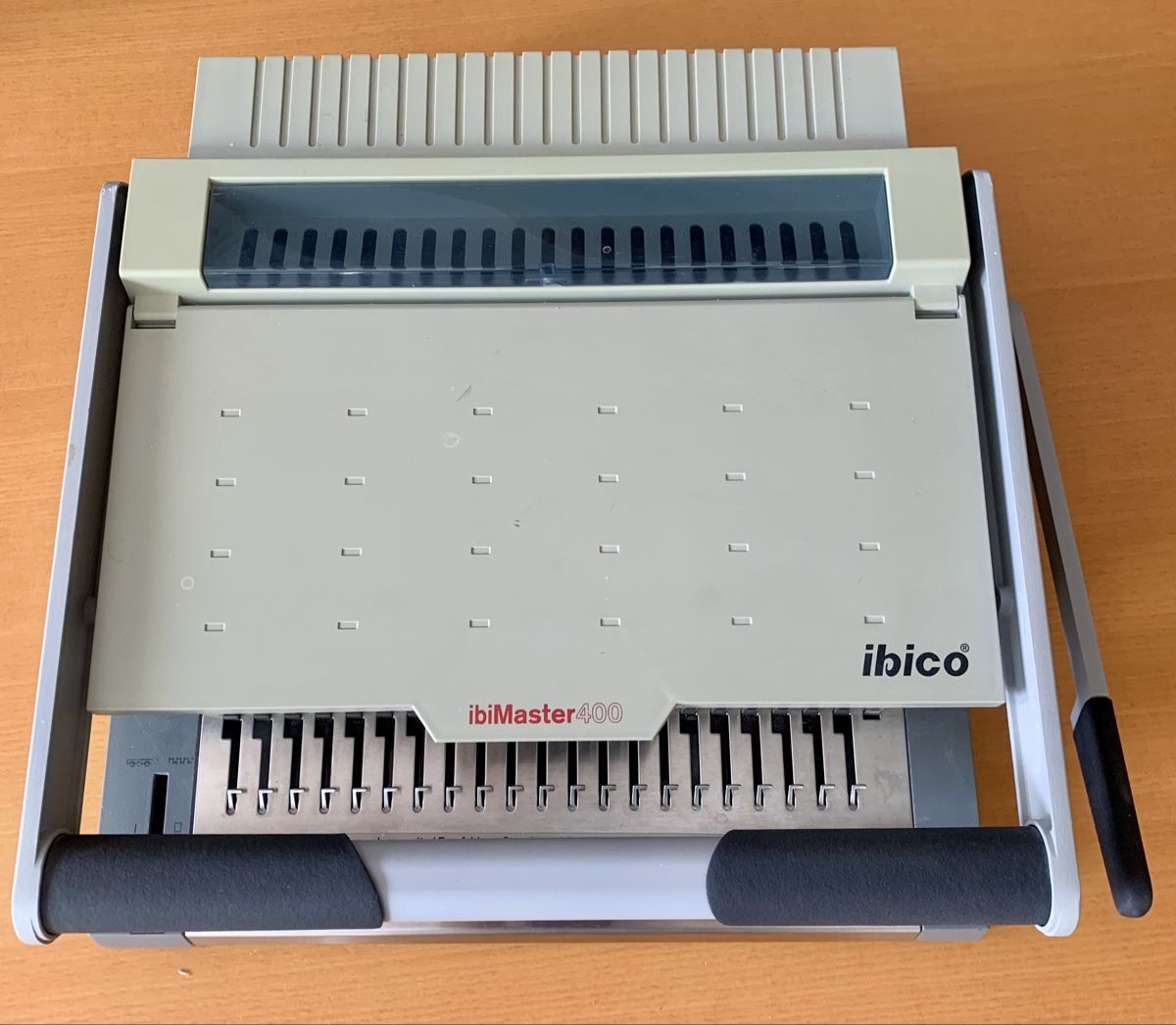 Ibico Bindegeräte: Bindegerät Ibimaster 400 – Gebraucht aus Bern von SaleOutPhil