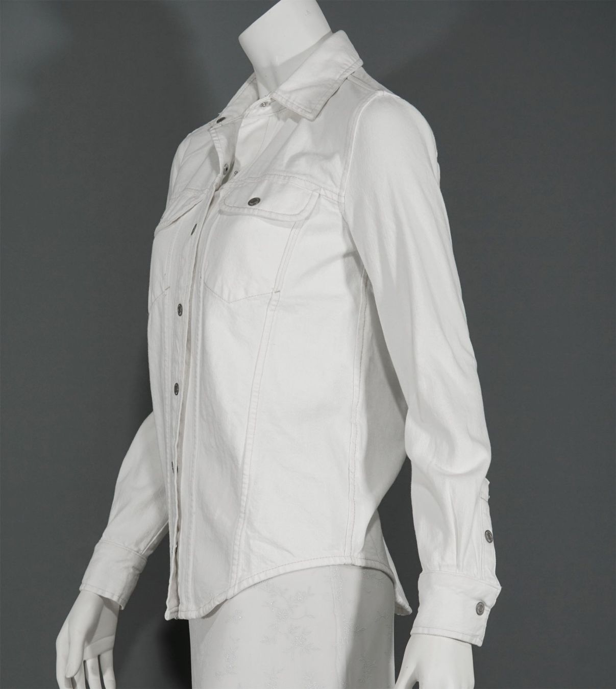 Zara Camicette: weisses Jeans Hemd von Zara – Usato da Meggen venduto da 1Class2Hand 2