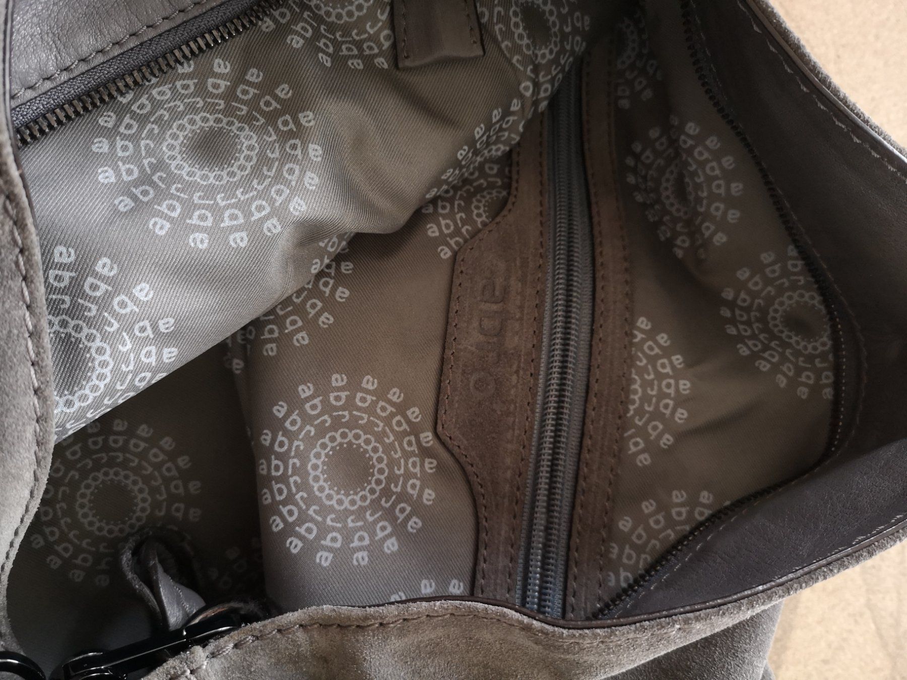 Gabor Borse da donna: Tasche Gabor – Usato da Zürich venduto da mis_2kxn 2