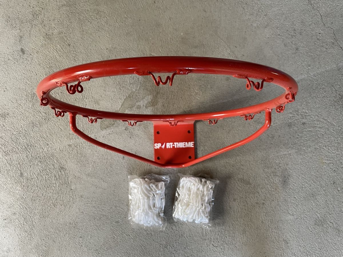 Paniers de basket: Norm Basketballkorb – D'occasion à Süderen par Da1910
