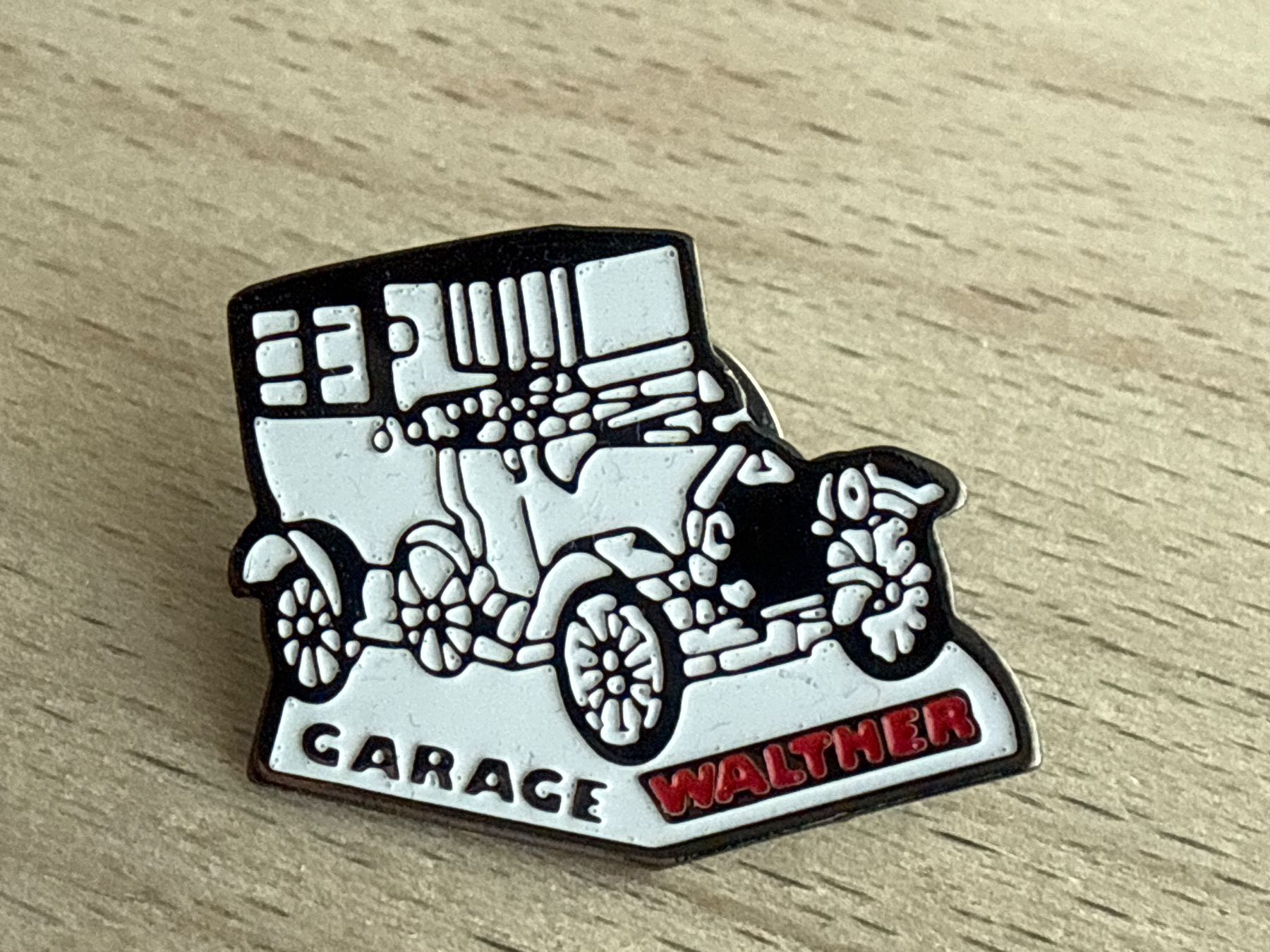 Plaketten & Abzeichen: Pin Garage Walther – Gebraucht aus Glattbrugg von Schweigmatt