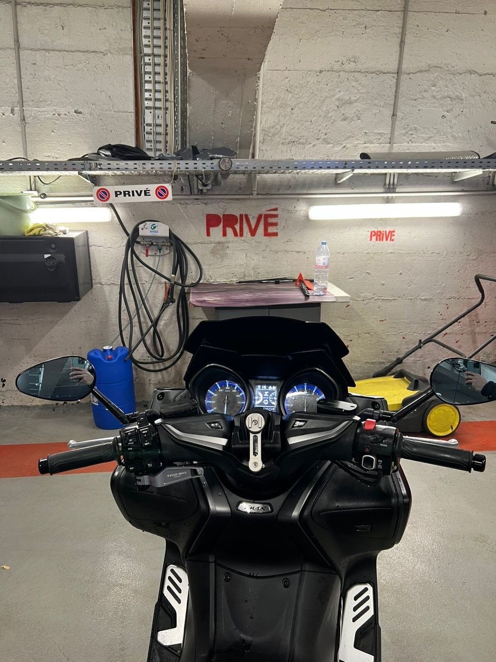 Yamaha Scooter: Tmax Tech MAX 560 XP 2021 – Usato da Les Avanchets venduto da rur_7kh8 3