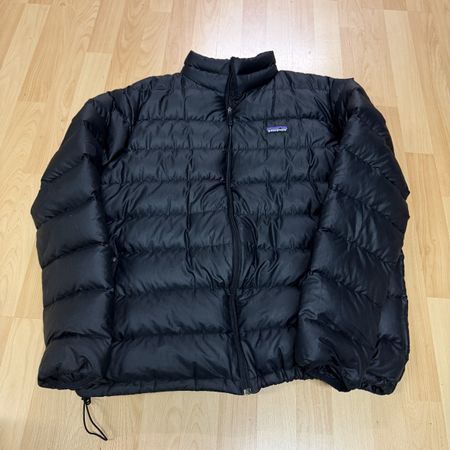 Daunenjacke Patagonia schwarz Grösse XL gebraucht