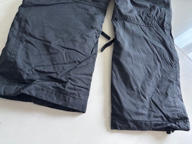 Pantaloni: Obscure Snowboard/Skihose 128 – Usato da Giubiasco venduto da baamboo 5
