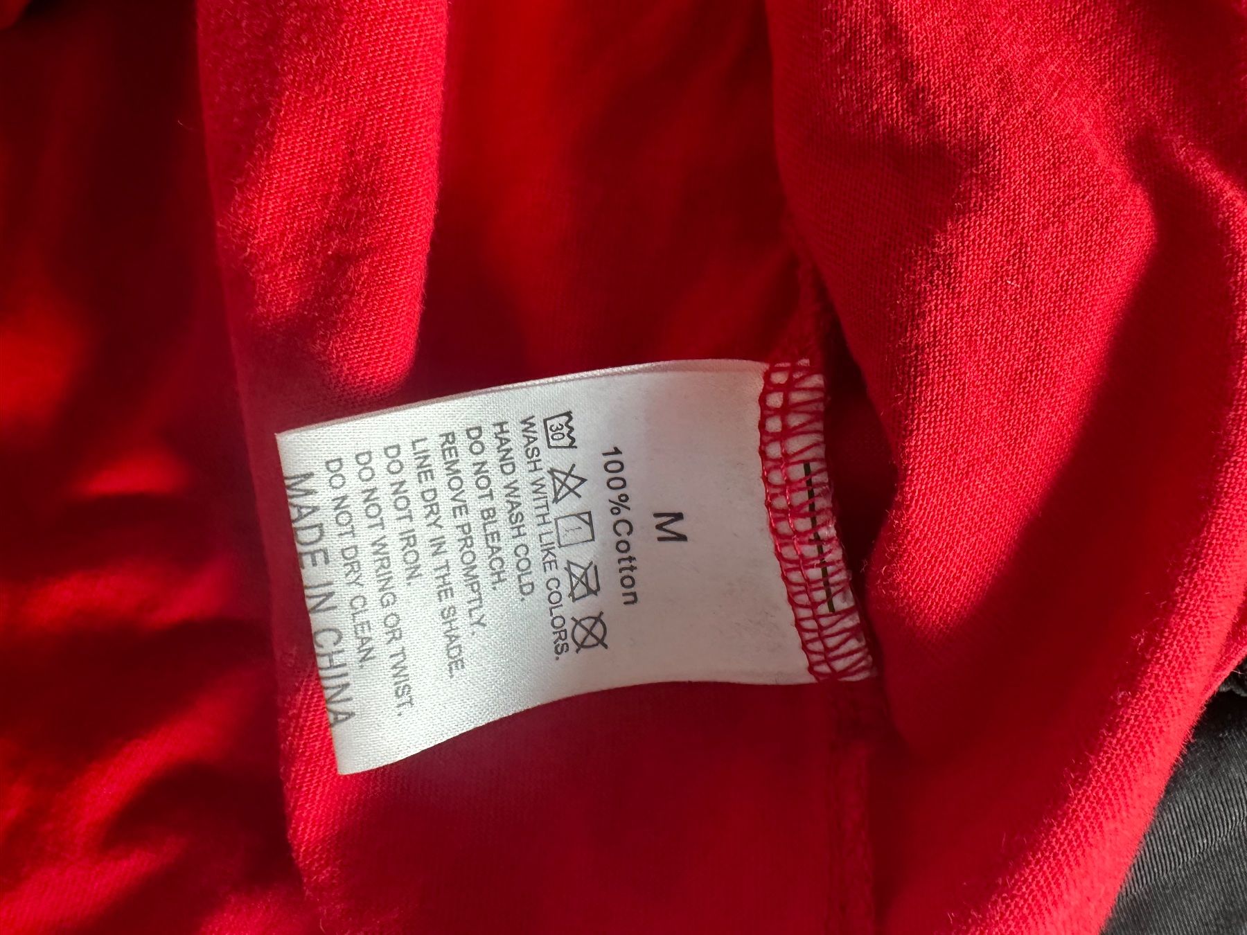 T-Shirts: ROTES T-SHIRT AUS BAUMWOLLE – Gebraucht aus Haldenstein von enie123 2