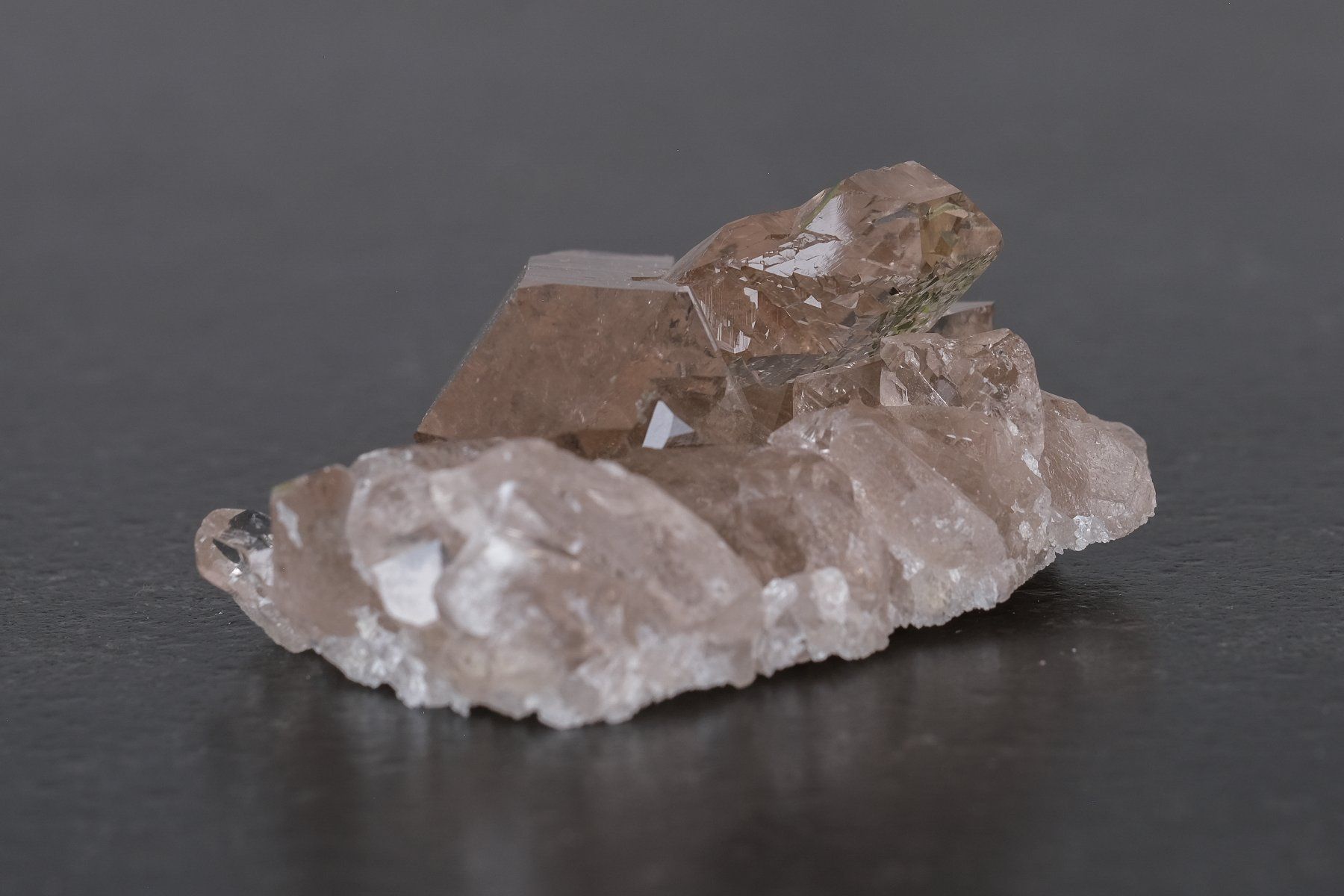 Minerali & Pietre curative: Rauchquarz - Gwindel - Val Cavardiras - Graubünden – Usato da Heiden venduto da mats10 6