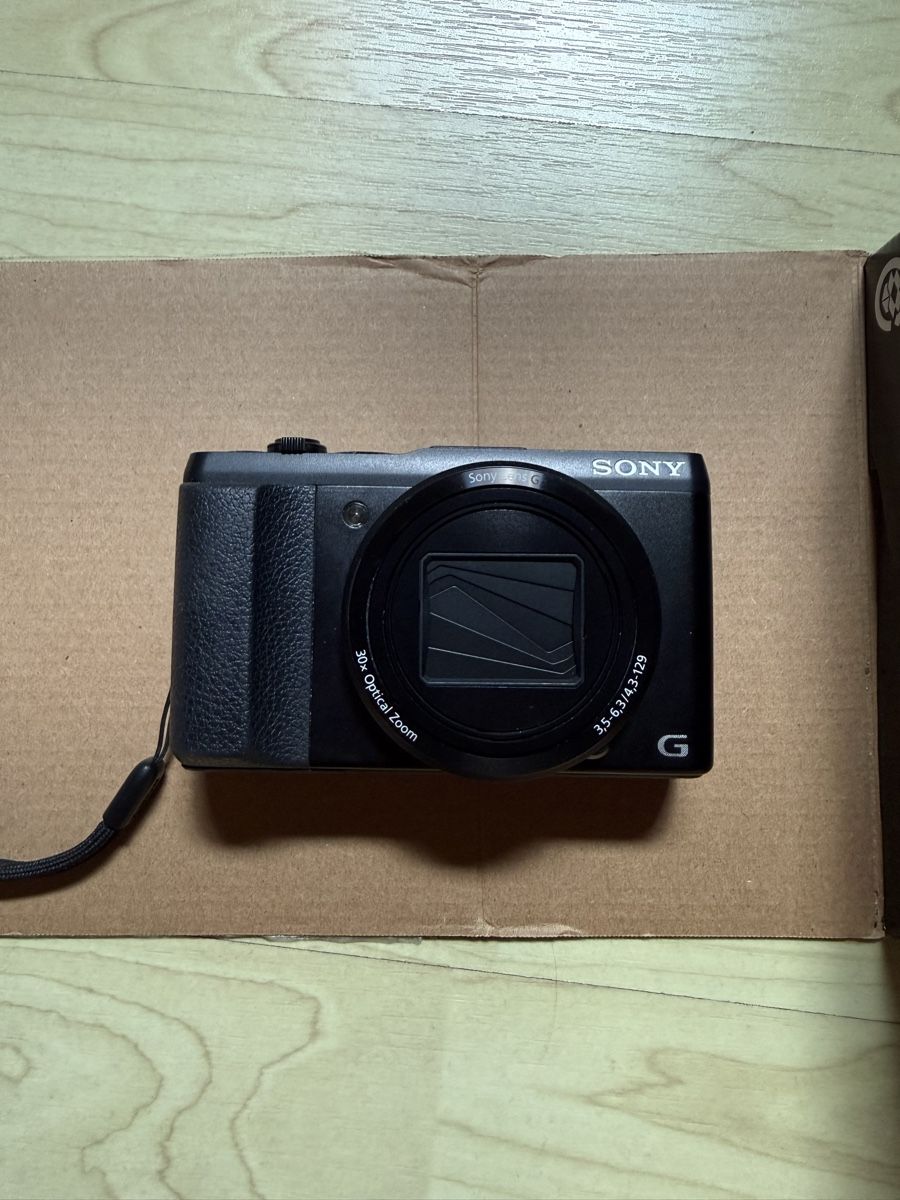 Sony Fotocamera: Sony Kamera DSC-HX50 V – Nuovo (secondo la descrizione) da Würenlos venduto da mia_bb9b