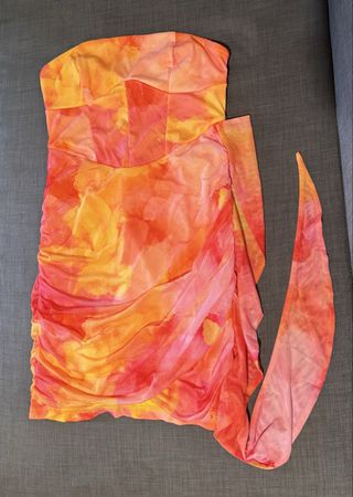 Shein Minikleid trägerlos orange rosa Grösse L neuwertig