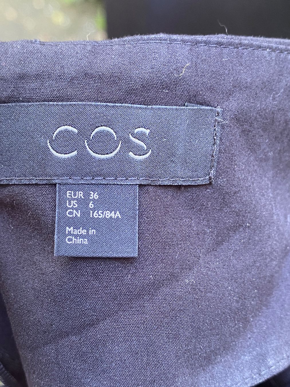 Cos Vestiti: Schwarzes COS Sommerkleid Grösse 36 – Usato da Zürich venduto da JDB_Vintage 4