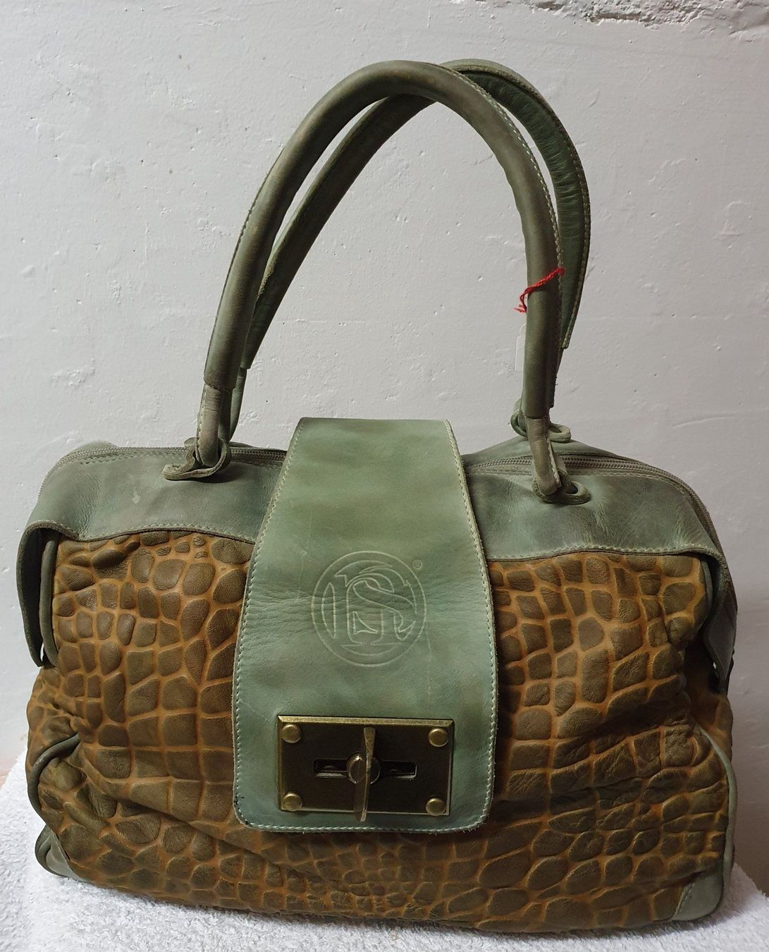 Neosens Borse da donna: Neu: "Neosens" / Tasche "auf Alt" getrimmt – Nuovo (secondo la descrizione) da Muri AG venduto da Edlerweiss