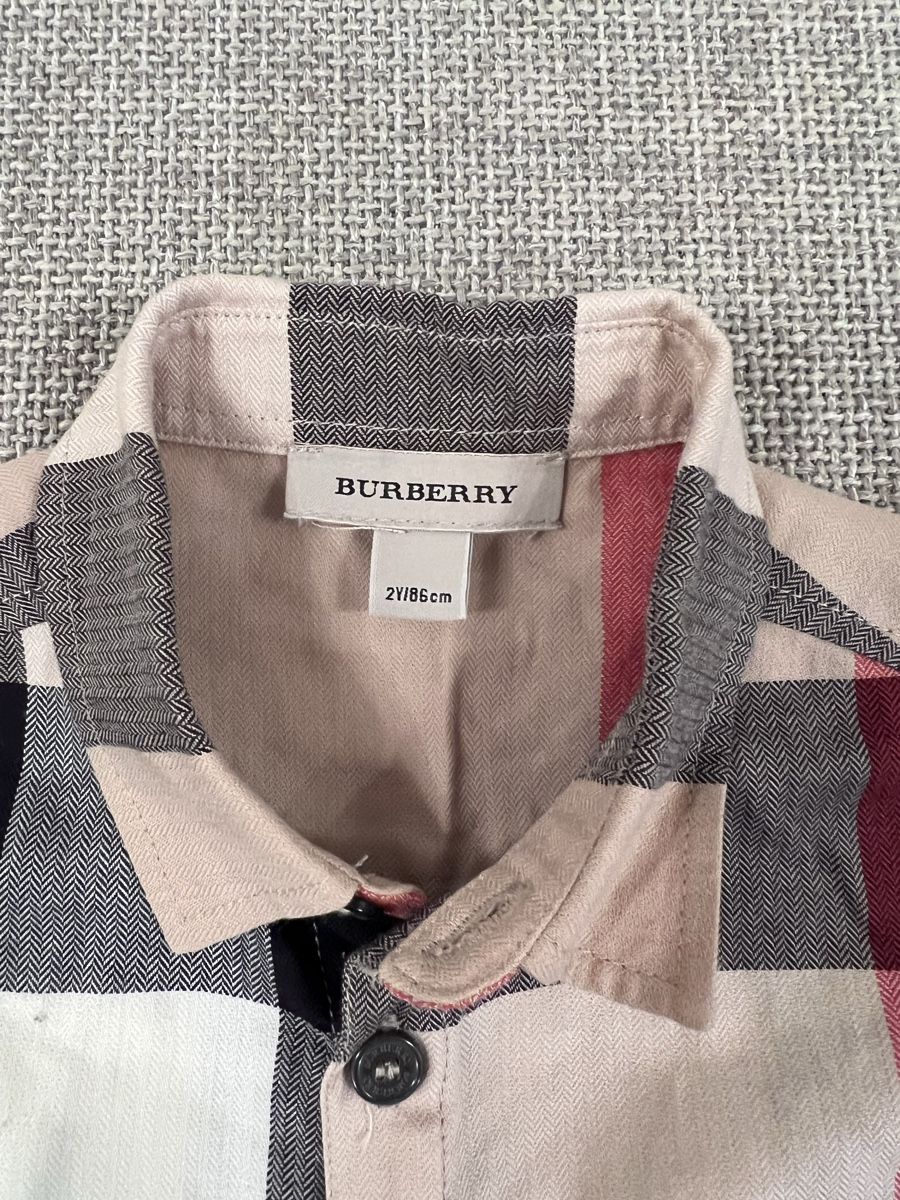 Burberry Camicie, T-shirt & Polo: Burberry shirt/ kids – Usato da Genève venduto da Kmattr 2