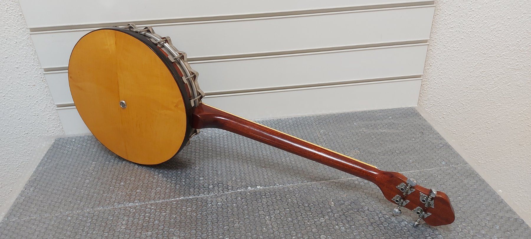 Framus Musikinstrumente: Framus 4-strings Banjo frisch ab service – Gebraucht aus Glattbrugg von Swissmusik 5