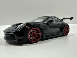 Porsche 911 (992) GT3 RS 1:18, schwarz, MINICHAMPS
