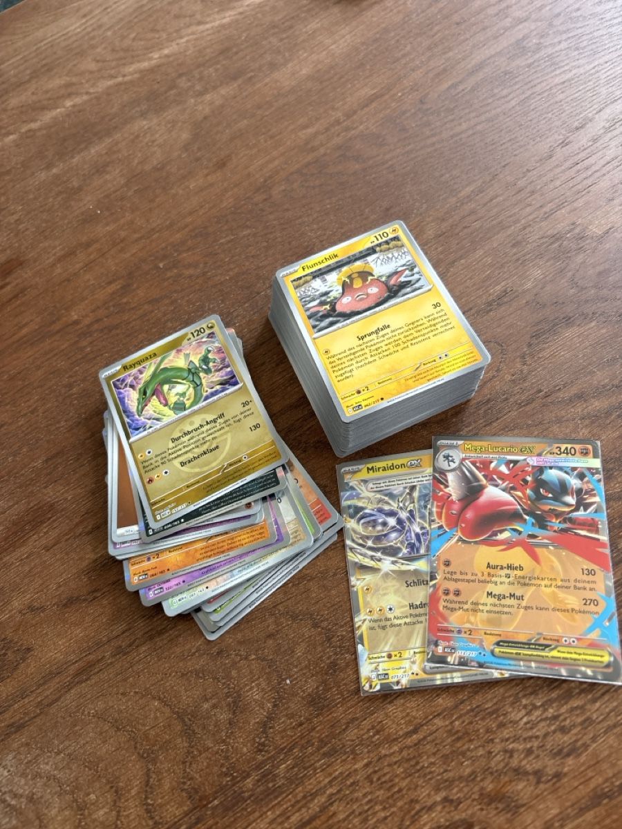 Pokémon Cartes à collectionner: Stapel Pokemonkarten ab 1.- – D'occasion à Oberengstringen par Djuk.95