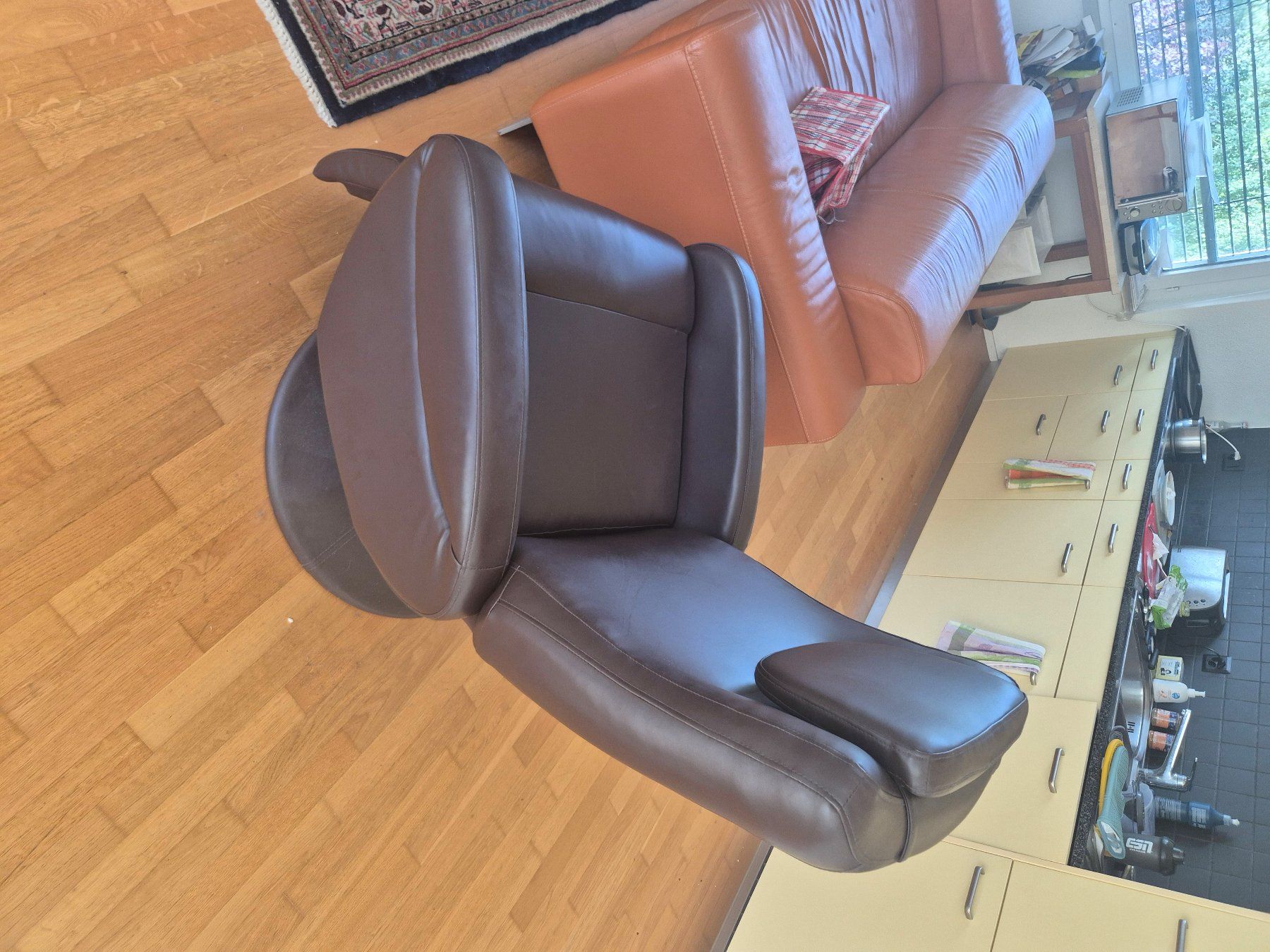 Fauteuils: Eleganter Massagesessel – D'occasion à Regensdorf par Cleyman 1