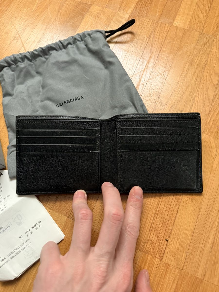 Balenciaga Portafogli: Balenciaga Gothic Letter Wallet – Nuovo (secondo la descrizione) da Romanshorn venduto da Joaquin05 1