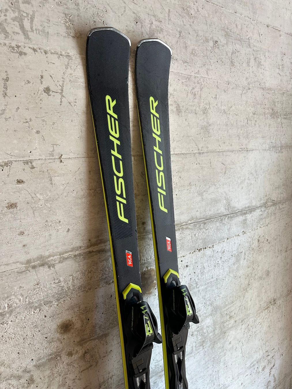 Fischer Sci: Fischer RC4 RCS Ski 155cm – Usato da Emmenbrücke venduto da karkarkar 1
