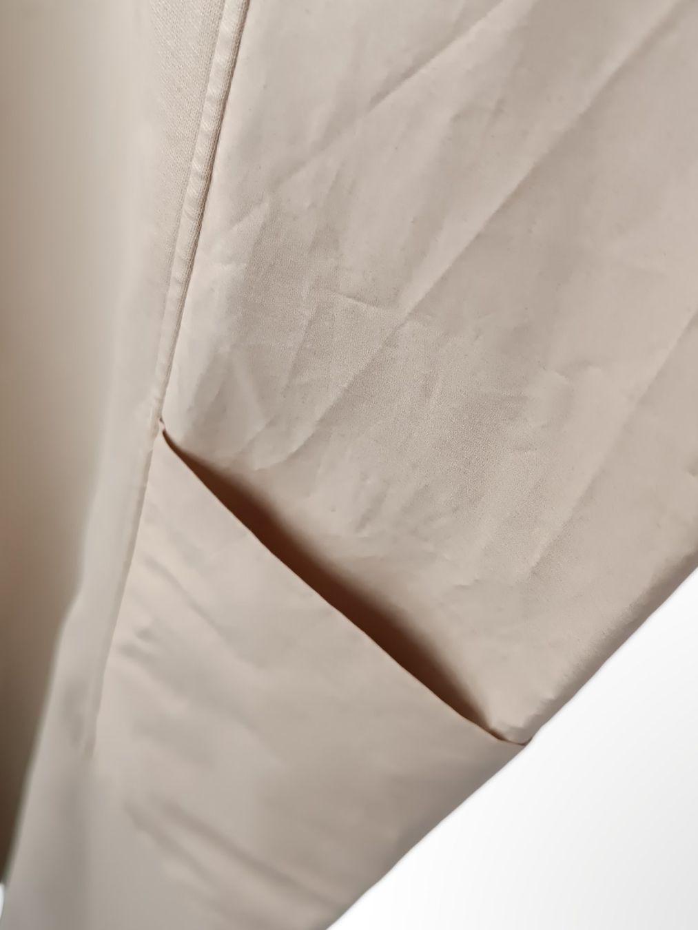 Cos Tute: COS Oversized-Hosenanzug beige – Usato da Suhr venduto da Restwert_Suhr 3