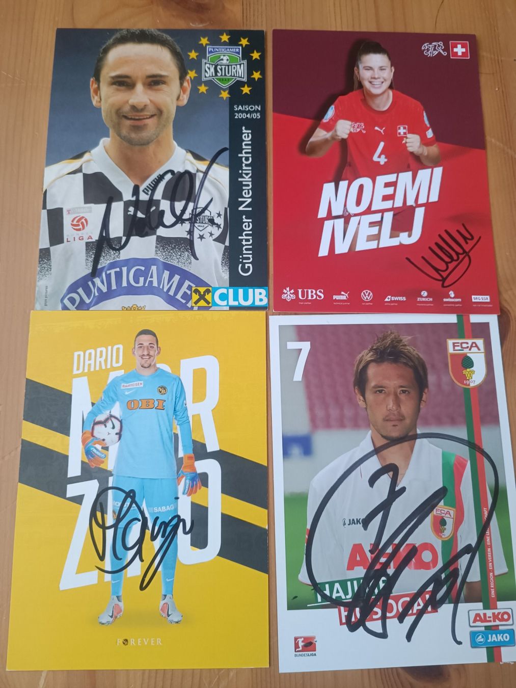 Autografi: Fussball-Mix - 4 signierte Autogrammkarten - Set – Usato da Menziken venduto da Artographs