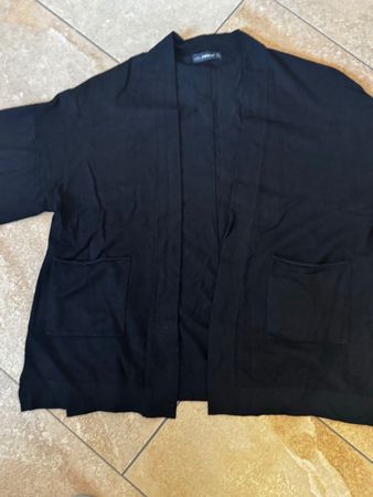Cardigan ZARA Knit noir, T.M (oversize) élégant et confortab