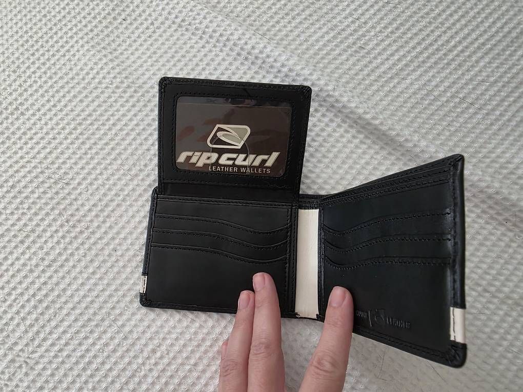 Portafogli: RIPCURL Echt-Leder Portmonnaie – Usato da Rieden AG venduto da WhitePeach 1