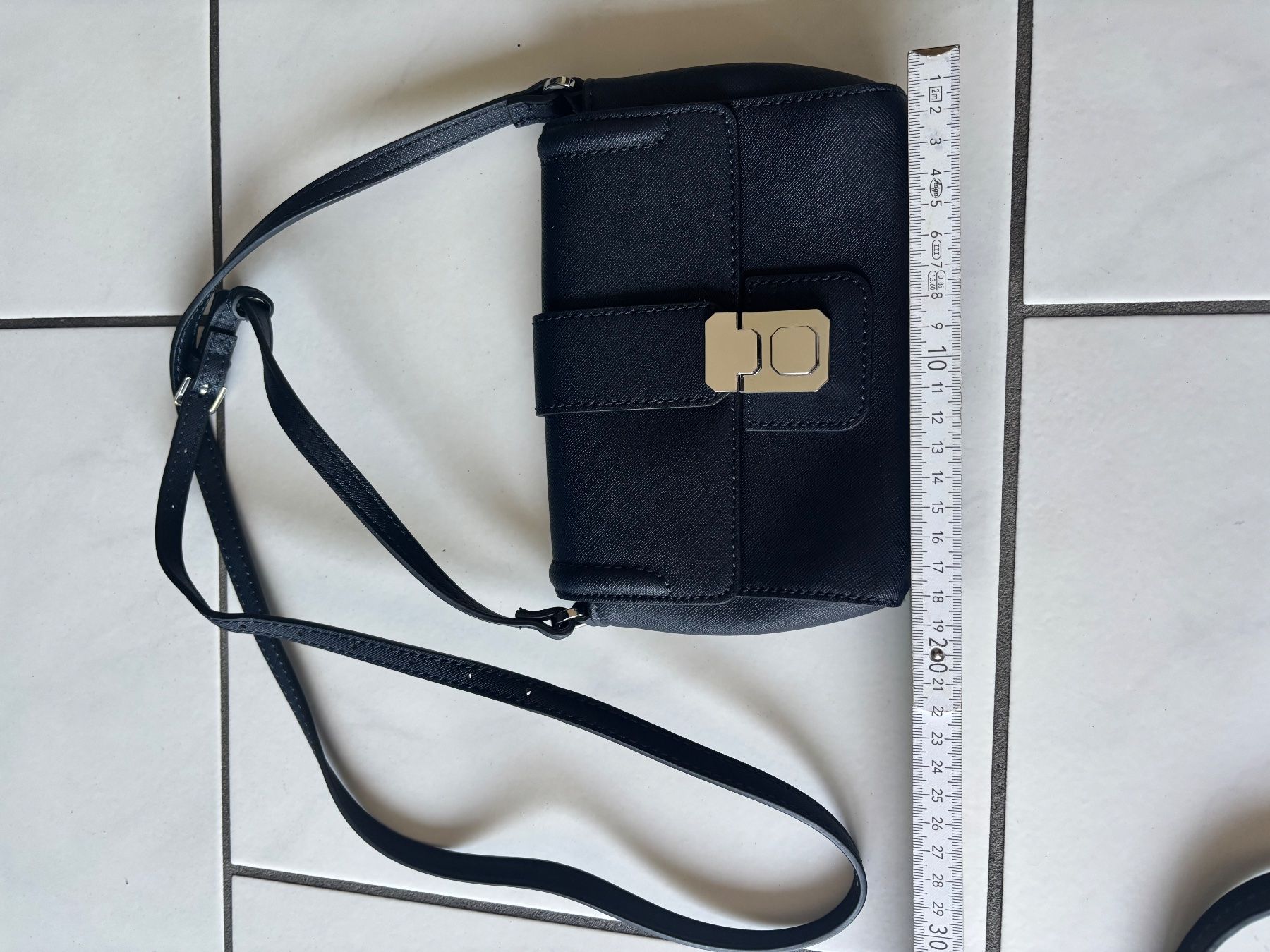 Borse da donna: Damen-Tasche von ESPRIT – Usato da Sutz venduto da ber_nwq9