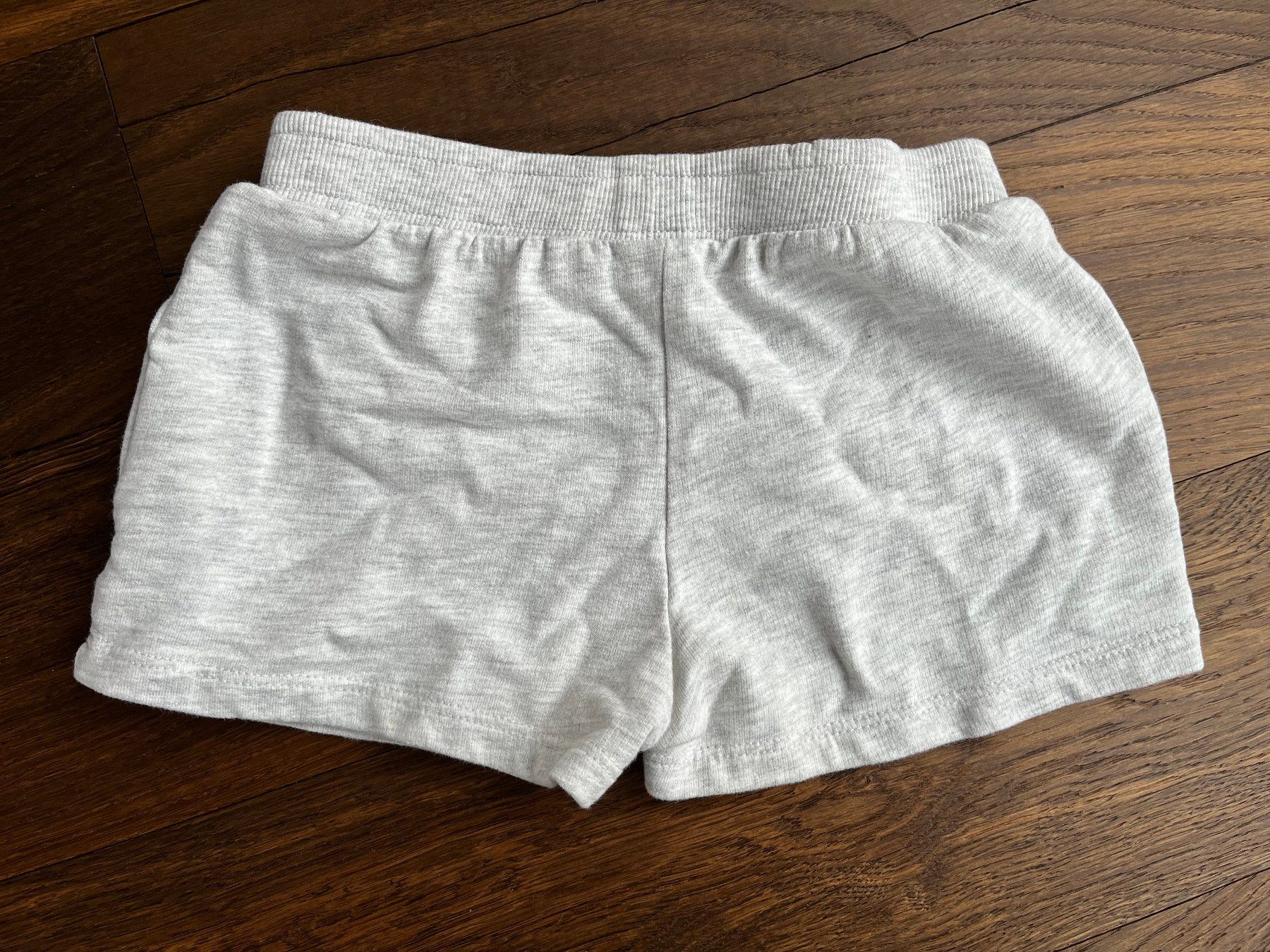 Pantaloni: Shorts kurze Hosen Mädchen Gr. 104 – Usato da Affoltern am Albis venduto da Blackrhythm 2