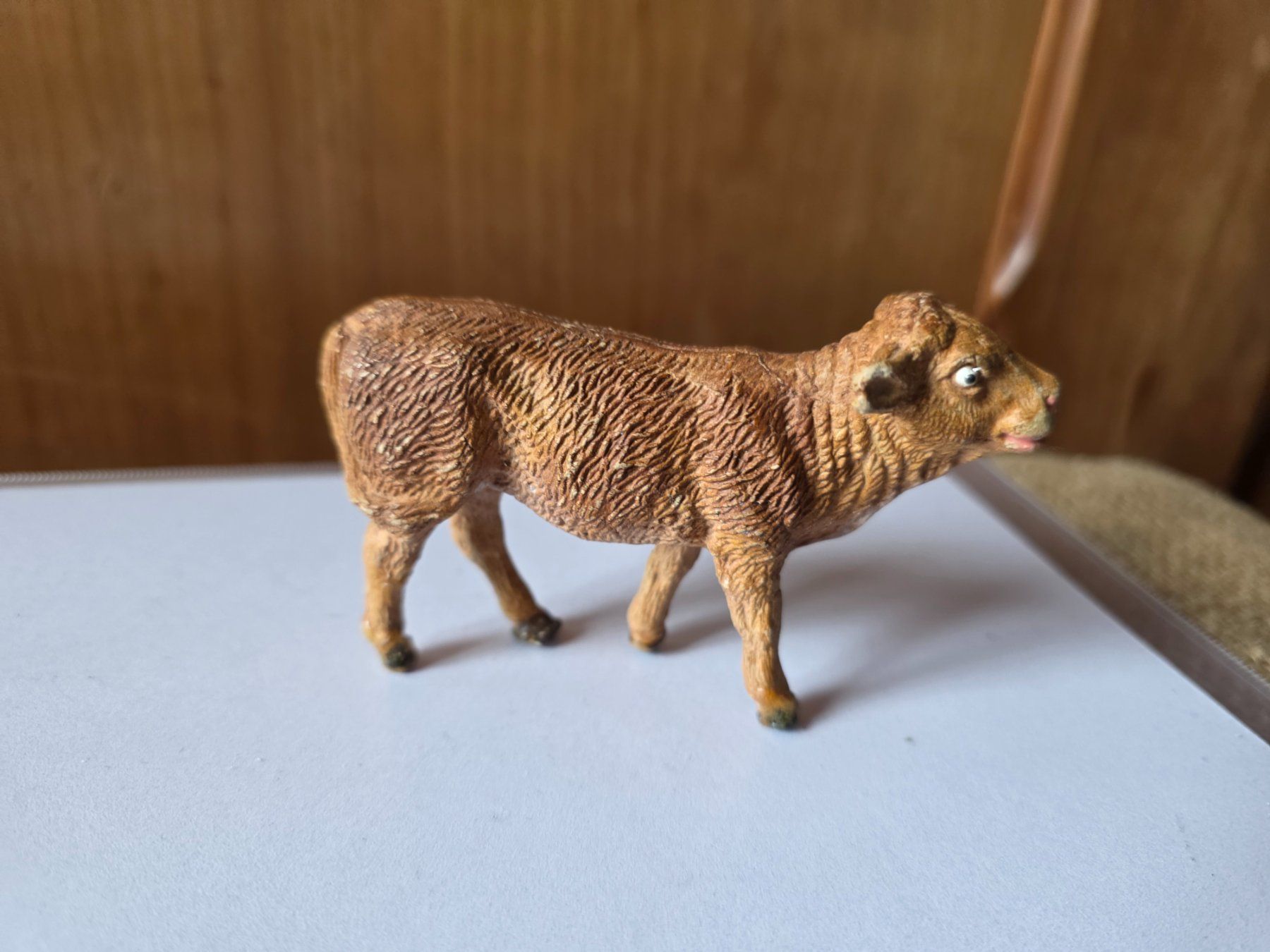 Statuette: alte Kuh Kalb Figur 9 cm – Usato da Walterswil BE venduto da Lonitti