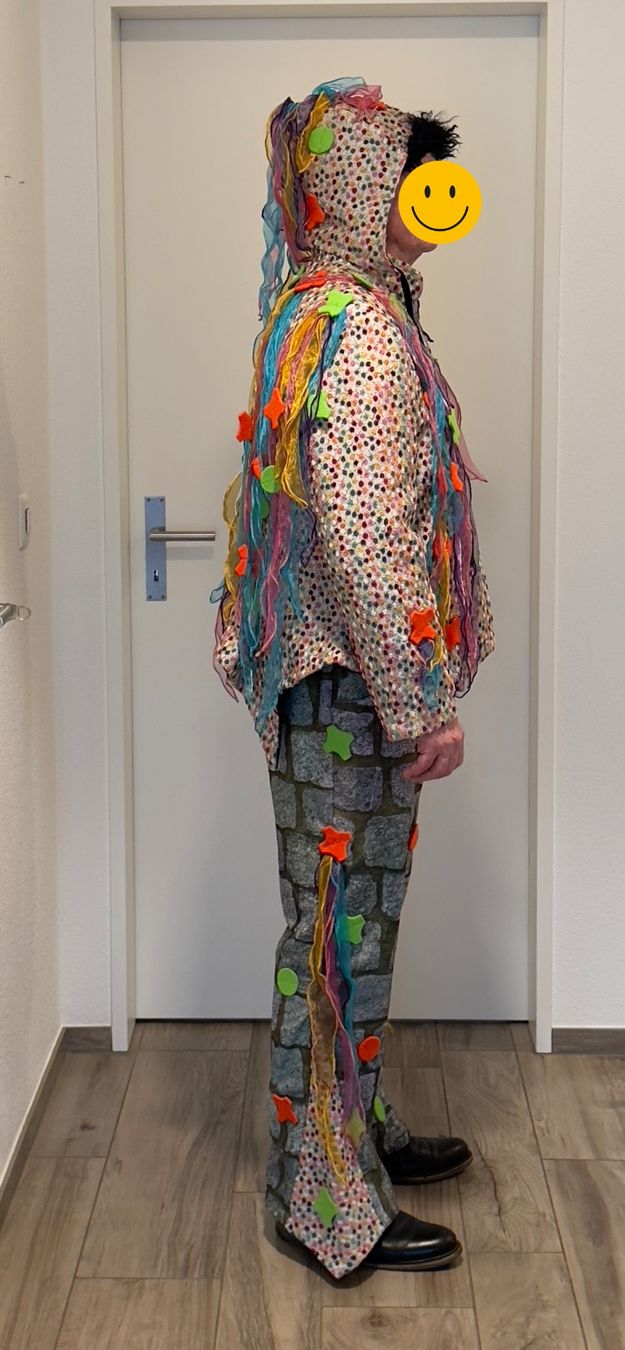 Costumi: Herren Kostüm Grösse 48/50 Körpergrösse 173 – Usato da Biberist venduto da Bsetzistei11 3