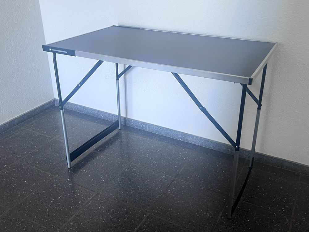 Tapeziertisch 7 Stück (Gebraucht) in Wildegg für CHF 15 – nur Abholung auf Ricardo kaufen