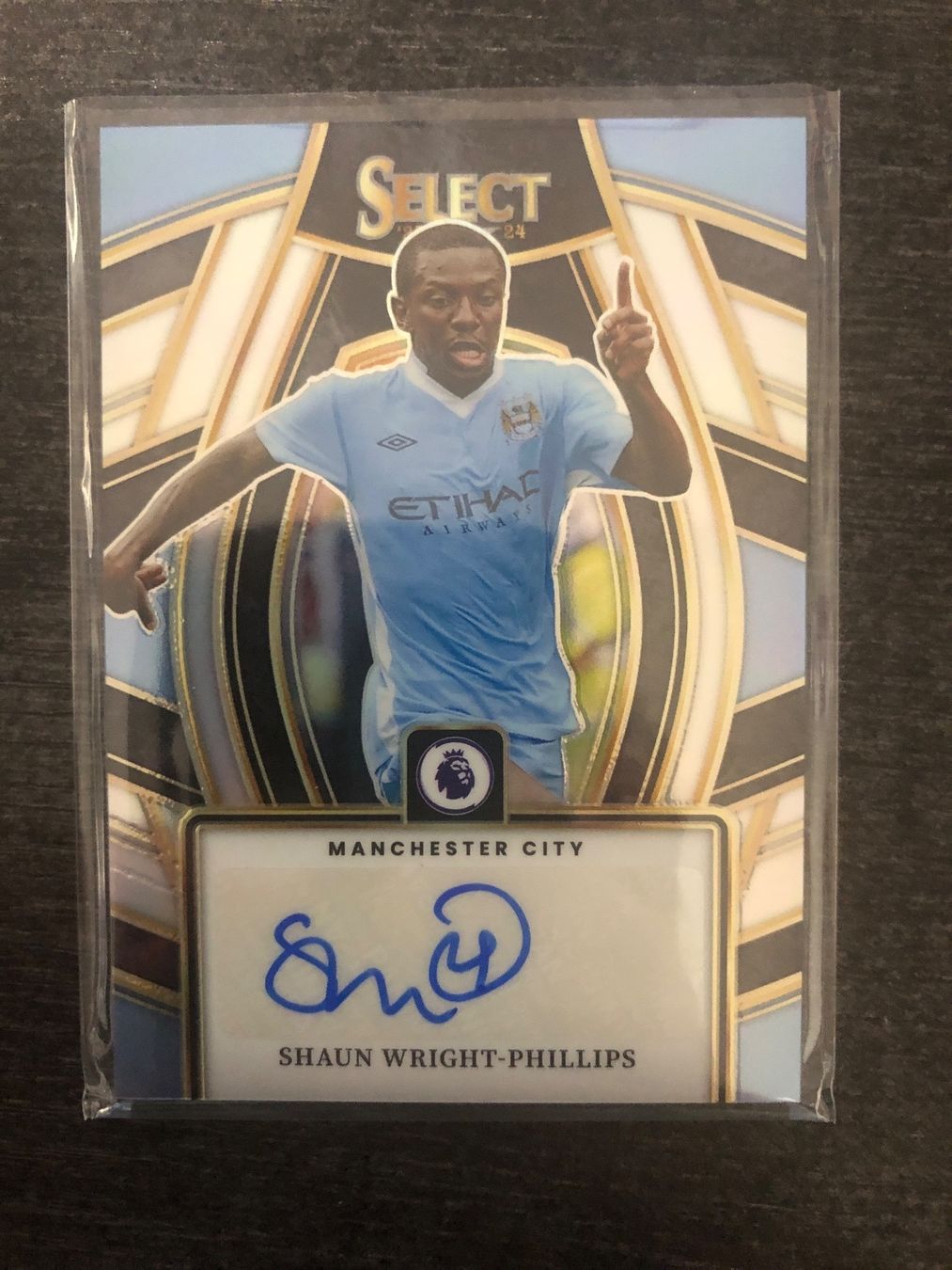 Topps Carte collezionabili: Panini Select Shaun Wright-Phillips Manchester city Auto – Usato da Wangenried venduto da Garagara