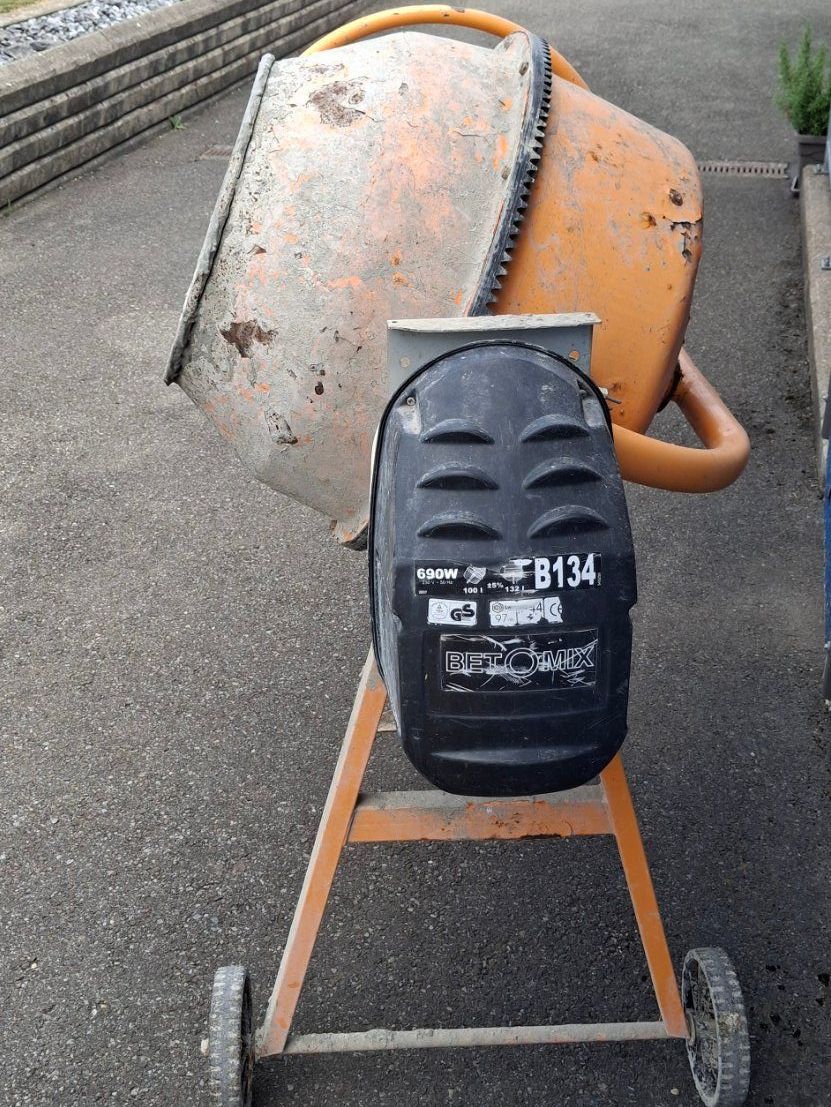 Tutte le macchine: Betonmischer B134 690W 100L – Usato da Ettiswil venduto da Zafira5 4