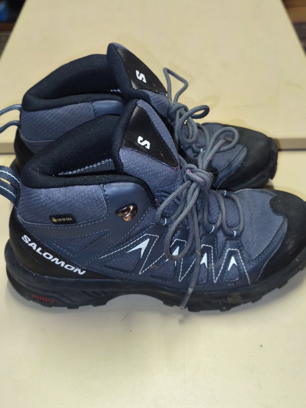 Salomon Scarpe per ragazzi: Wanderschuhe Salomon Gore-Tex Grösse 36 – Usato da Altbüron venduto da Theo_Dotus 3